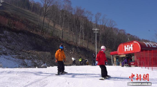 ��ѩ�ۺ����w򞡰�׻�������ʯ���� �z