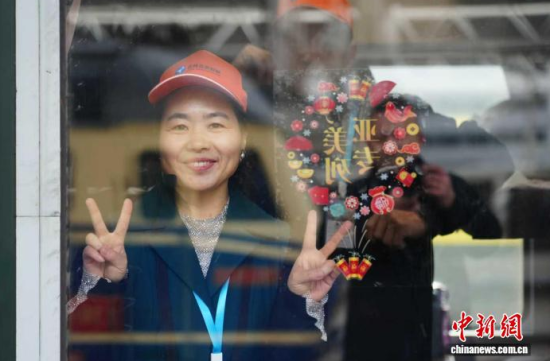 ���L(zh��ng)��վվ�_(t��i)���ÿʹ�ˡ����B�����М�(zh��n)����l(f��)�����R�z