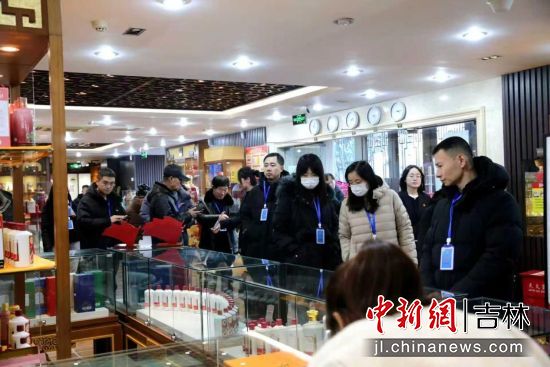 ���M�ߴ������M������ɫ���ֶY�w��^���ؿ�����H���w�������ʡ���M�߅f(xi��)��/���D